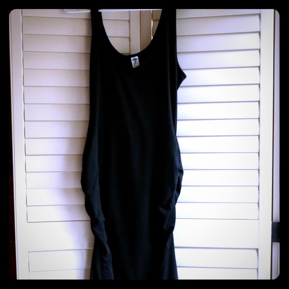 NWOT Black Old Navy Bodycon Maternity Dress